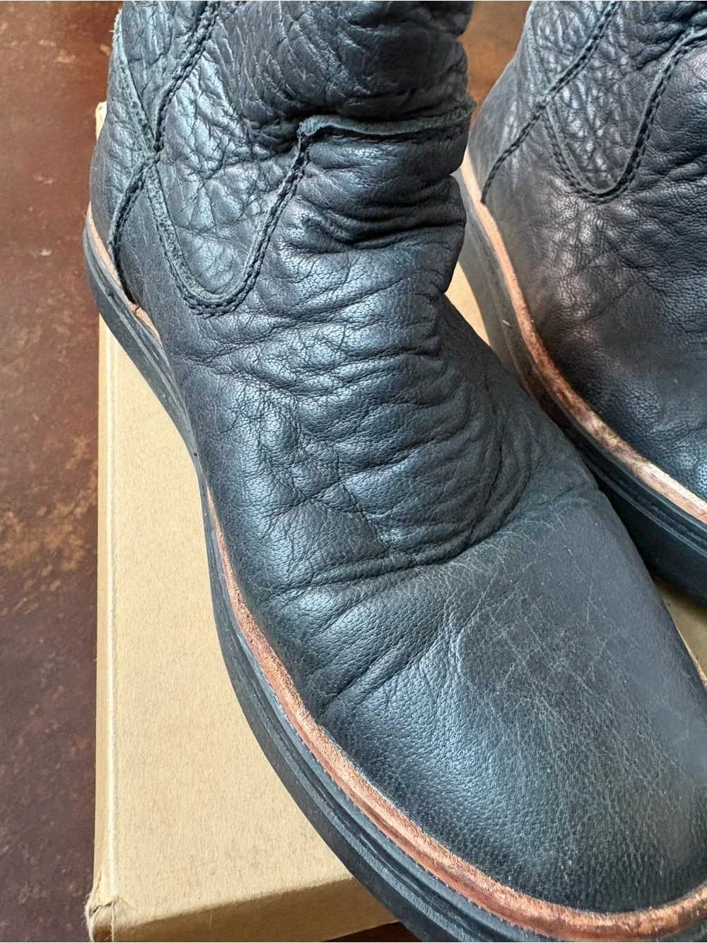 Santorisan Tewa Zip Boot size 39